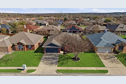 1035 Vinewood Avenue, Burleson, TX 76028 - Photo 6
