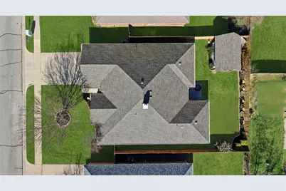 1035 Vinewood Avenue, Burleson, TX 76028 - Photo 36