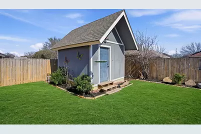 1035 Vinewood Avenue, Burleson, TX 76028 - Photo 32