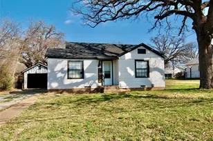 1327 Old Jacksboro Rd, Graham, TX 76450 - Photo 2