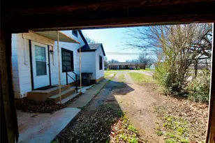 1327 Old Jacksboro Rd, Graham, TX 76450 - Photo 30