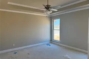 701 Broken Bow Ln, Cleburne, TX 76033 - Photo 10