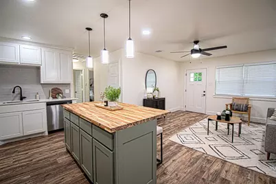 551 E Burks Street, Pilot Point, TX 76258 - Photo 12