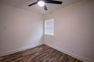 551 E Burks St, Pilot Point, TX 76258 - Photo 18