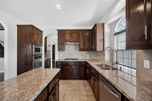 1344 Elise St, Cedar Hill, TX 75104 - Photo 14