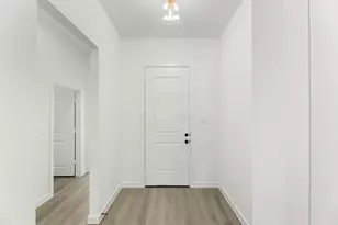 701 Tyronza Dr, Justin, TX 76247 - Photo 6