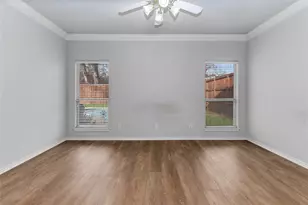 6502 Redstone Ct, Arlington, TX 76001 - Photo 20