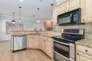 6502 Redstone Ct, Arlington, TX 76001 - Photo 12