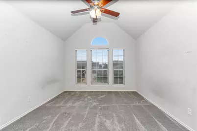 6502 Redstone Court, Arlington, TX 76001 - Photo 32