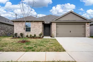 1324 Stuarts Frst Dr, Denton, TX 76207 - Photo 1