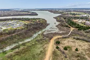 1577 Chivalry Ln, Little Elm, TX 75068 - Photo 26