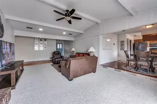 2116 Holt Rd, Arlington, TX 76006 - Photo 10