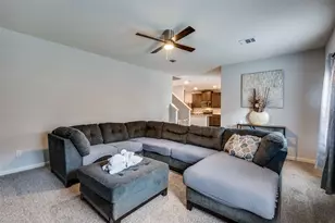 225 Ridgeland Oaks Dr, Fort Worth, TX 76120 - Photo 10