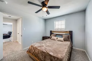 225 Ridgeland Oaks Dr, Fort Worth, TX 76120 - Photo 18