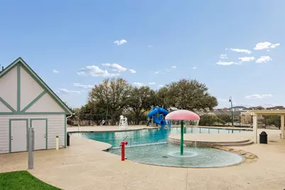 1113 Dame Carol Way, Carrollton, TX 75010 - Photo 32