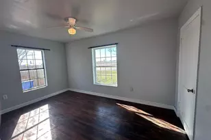 211 Sunnyside Dr, Waxahachie, TX 75165 - Photo 14