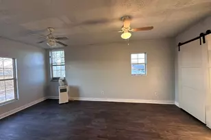 211 Sunnyside Dr, Waxahachie, TX 75165 - Photo 16