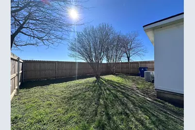 211 Sunnyside Drive, Waxahachie, TX 75165 - Photo 18