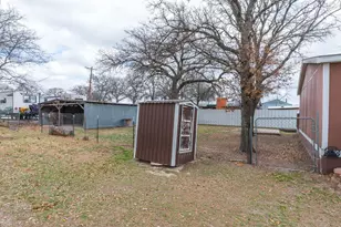 717 Marlin St, Clyde, TX 79510 - Photo 6