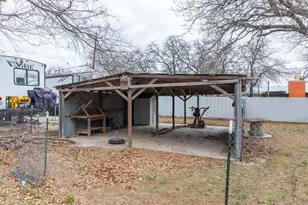 717 Marlin St, Clyde, TX 79510 - Photo 36