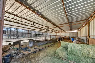 289 Co Rd 3550, Paradise, TX 76073 - Photo 16