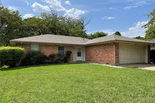 123 Evelyn St, DeSoto, TX 75115 - Photo 2