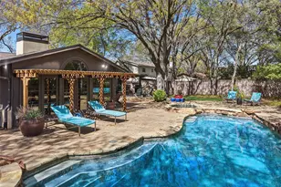 10612 De Bercy Ct, Dallas, TX 75229 - Photo 34