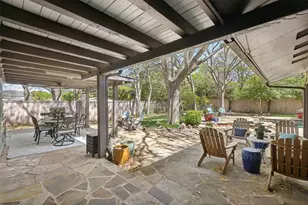 10612 De Bercy Ct, Dallas, TX 75229 - Photo 32