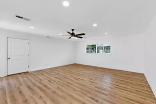 7116 Town Bluff Dr, Dallas, TX 75248 - Photo 14