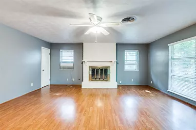 1703 Raydon Drive, Arlington, TX 76013 - Photo 10