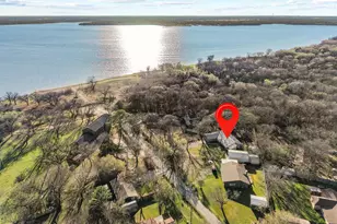 1053 Paradise Cove Rd, Pottsboro, TX 75076 - Photo 2