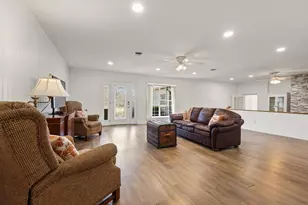 1053 Paradise Cove Rd, Pottsboro, TX 75076 - Photo 1