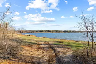 1053 Paradise Cove Rd, Pottsboro, TX 75076 - Photo 34