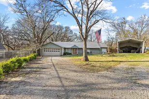 1053 Paradise Cove Rd, Pottsboro, TX 75076 - Photo 1