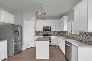 2811 W Washington St, Denison, TX 75020 - Photo 6