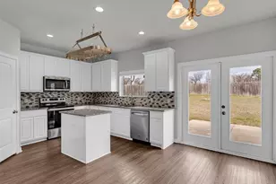 2811 W Washington St, Denison, TX 75020 - Photo 4