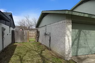1218 Birchbrook St, Grand Prairie, TX 75052 - Photo 2