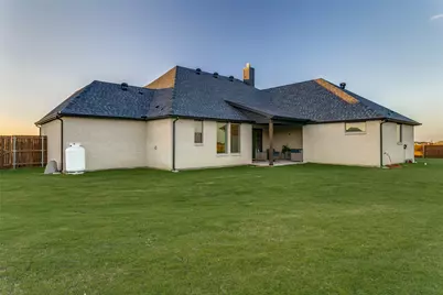 101 Grey Wolf Court, Godley, TX 76044 - Photo 36