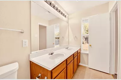 9100 Warren Drive, McKinney, TX 75071 - Photo 12