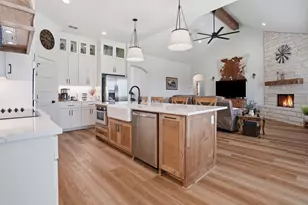 2036 Downslope Ln, Weatherford, TX 76087 - Photo 10