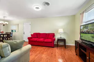 1702 Hendrix Dr, Irving, TX 75061 - Photo 4