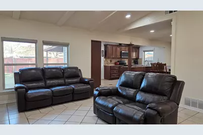 1807 Redbud Circle, Carrollton, TX 75006 - Photo 16