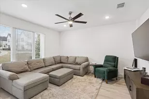 7604 Rambler Ln, North Richland Hills, TX 76182 - Photo 4