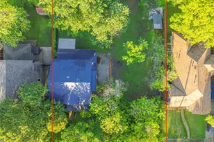 824 Elsbeth St, Dallas, TX 75208 - Photo 10