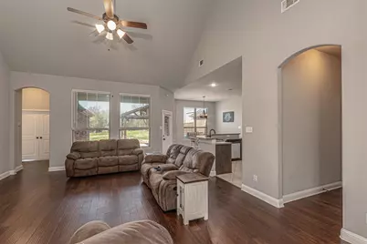 1131 Yukon Boulevard, Waxahachie, TX 75167 - Photo 8