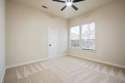 1806 E Branch Hollow Drive, Carrollton, TX 75007 - Photo 20