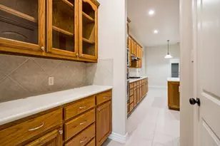 1806 E Branch Hollow Dr, Carrollton, TX 75007 - Photo 10