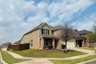 540 Calliopsis St, Little Elm, TX 75068 - Photo 2
