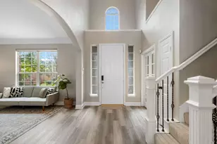 1009 Highfield Tr, Irving, TX 75063 - Photo 2