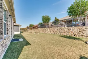 7613 Heritage Dr, Little Elm, TX 76227 - Photo 16